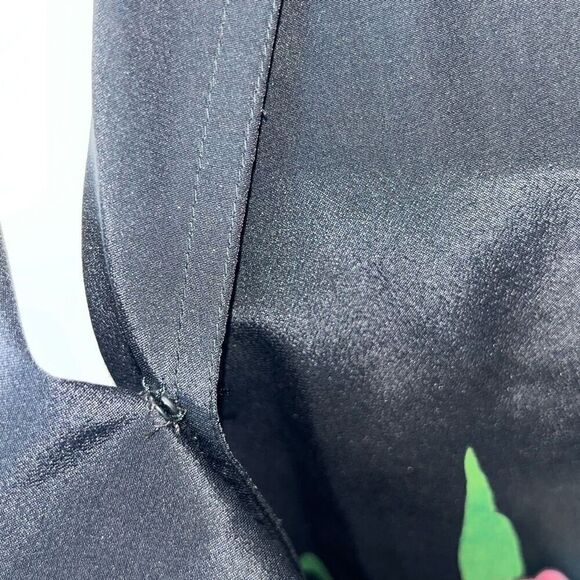 Beautiful Max Mara Floral Art Pura Seta 100% Silk Wrap Blouse US 6 - Picture 3 of 16